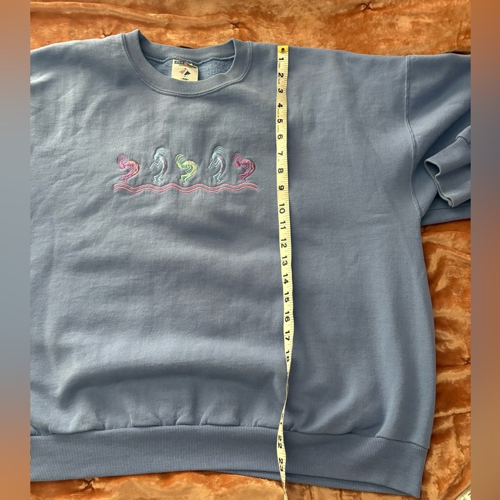 Vintage Light Periwinkle Blue Southwestern Kokopelli Embroidered Sweatshirt - Picture 4 of 9
